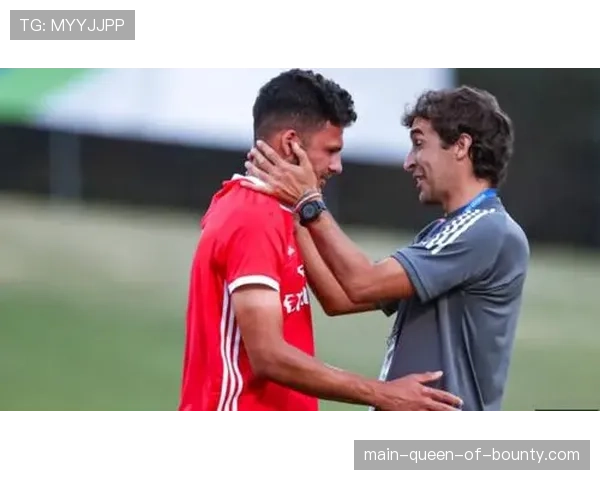 半程冠军非保险箱 历史魔咒示巴黎近半概率最终丢冠